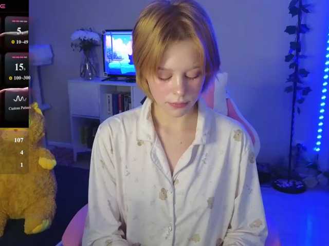 GingerSnapDoll live cam on BongaCams
