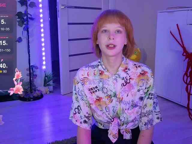 GingerSnapDoll webcam