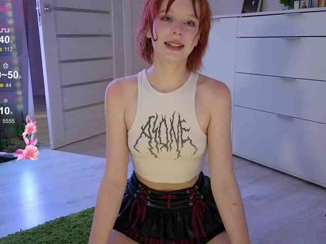 GingerSnapDoll webcam