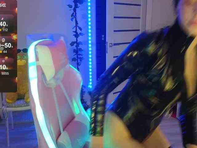 GingerSnapDoll webcam