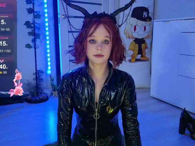 GingerSnapDoll webcam