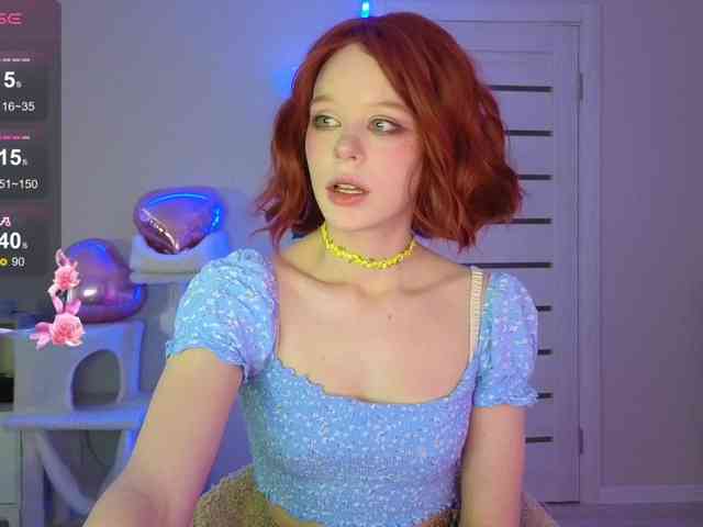 GingerSnapDoll webcam