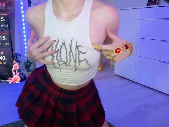 GingerSnapDoll webcam