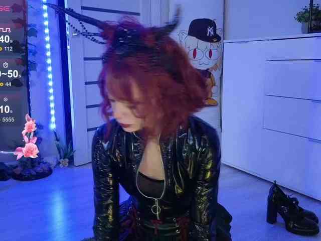 GingerSnapDoll webcam