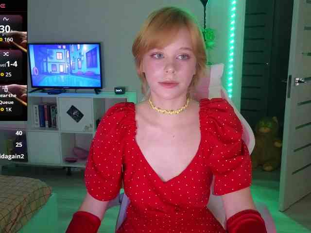 GingerSnapDoll webcam