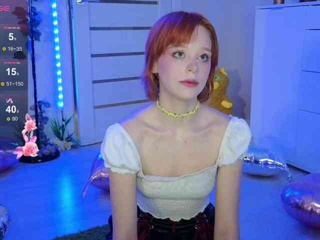 GingerSnapDoll webcam