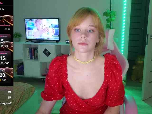 GingerSnapDoll webcam