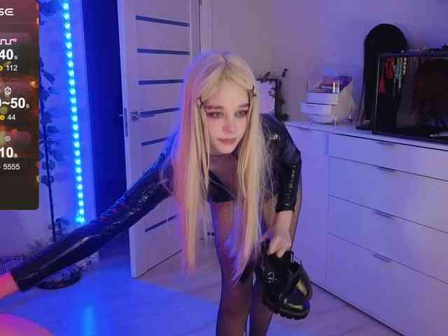 GingerSnapDoll Sex Cam Show