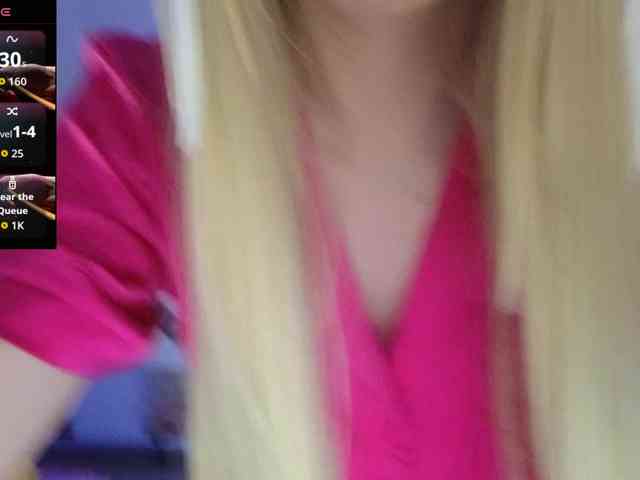GingerSnapDoll webcam