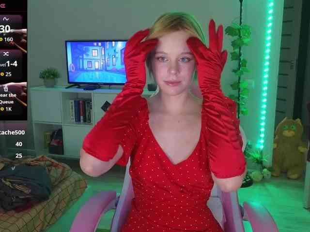 GingerSnapDoll webcam