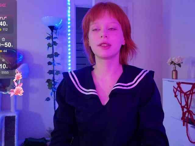 GingerSnapDoll webcam