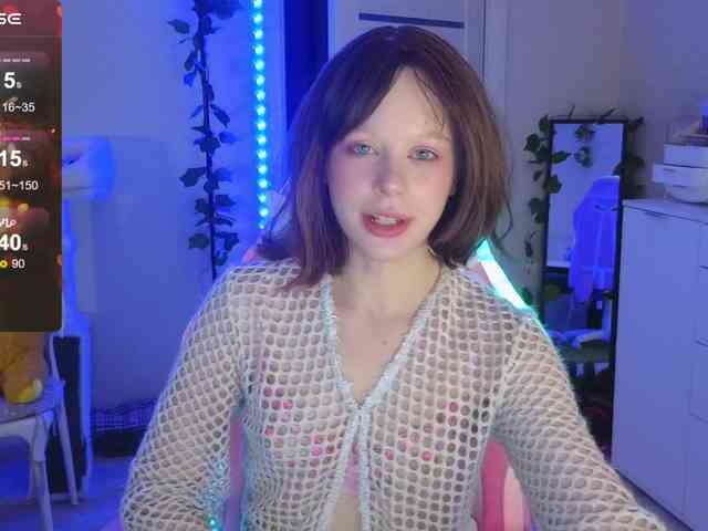 GingerSnapDoll webcam