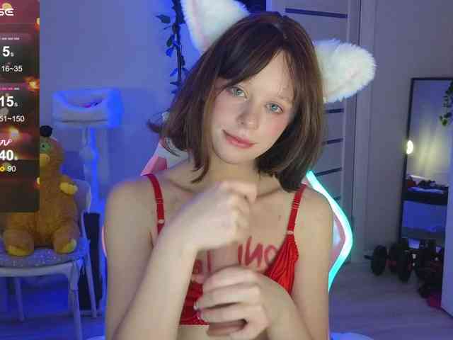 GingerSnapDoll webcam