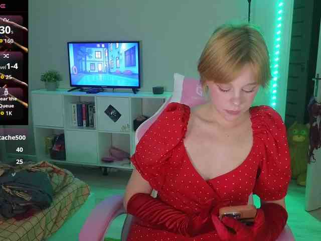 GingerSnapDoll webcam