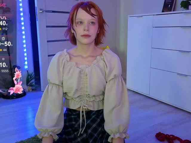 GingerSnapDoll webcam
