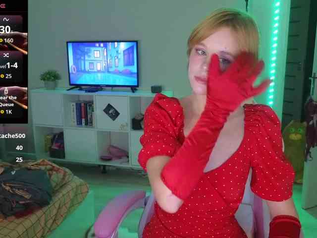 GingerSnapDoll webcam