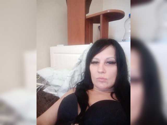 Maia85 live cam preview