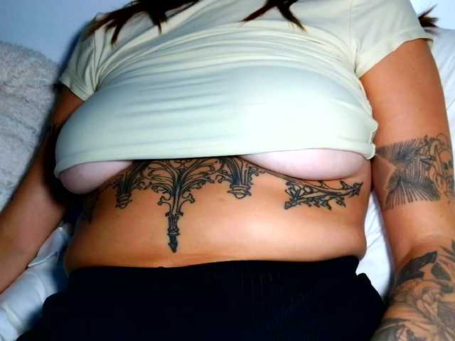 clairerae live cam on BongaCams