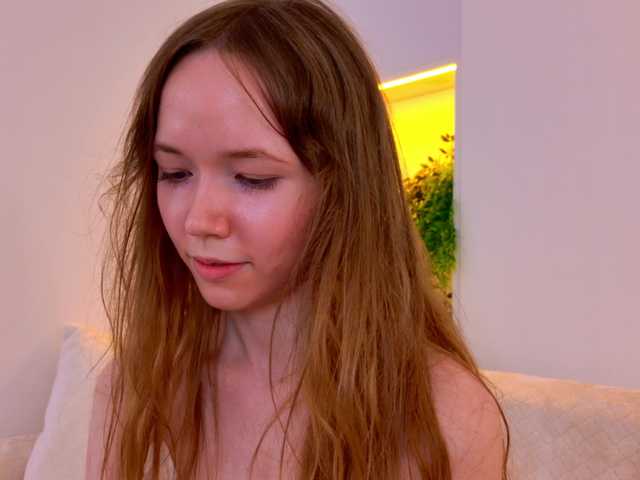 HoneyAhegao live cam on BongaCams
