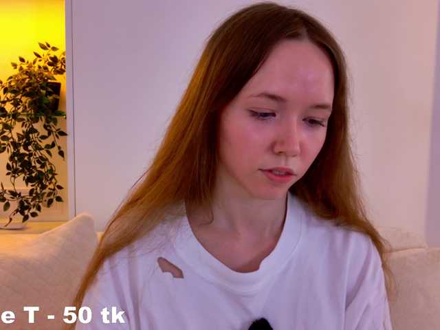 HoneyAhegao live cam on BongaCams
