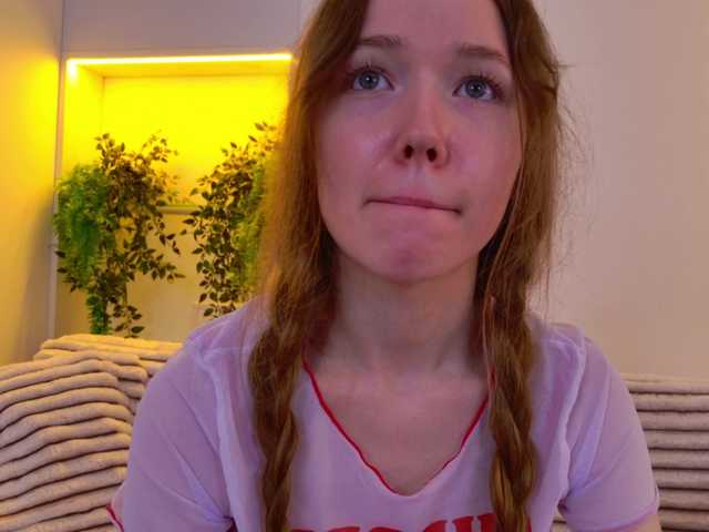 HoneyAhegao live cam on BongaCams