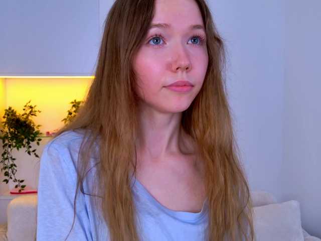 HoneyAhegao live cam on BongaCams