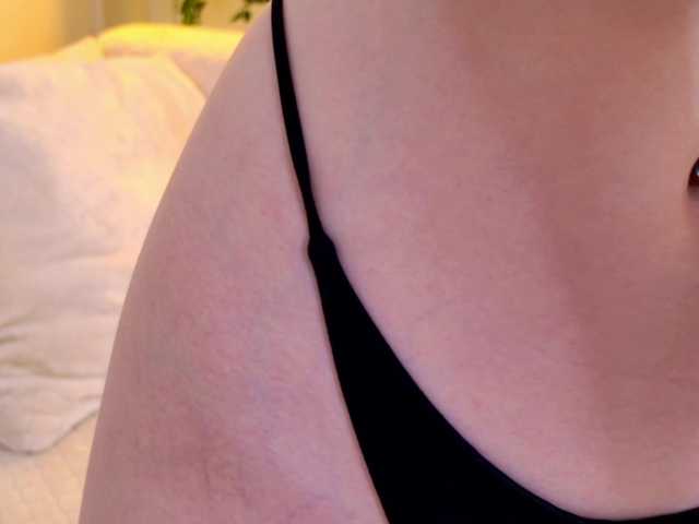 HoneyAhegao live cam on BongaCams