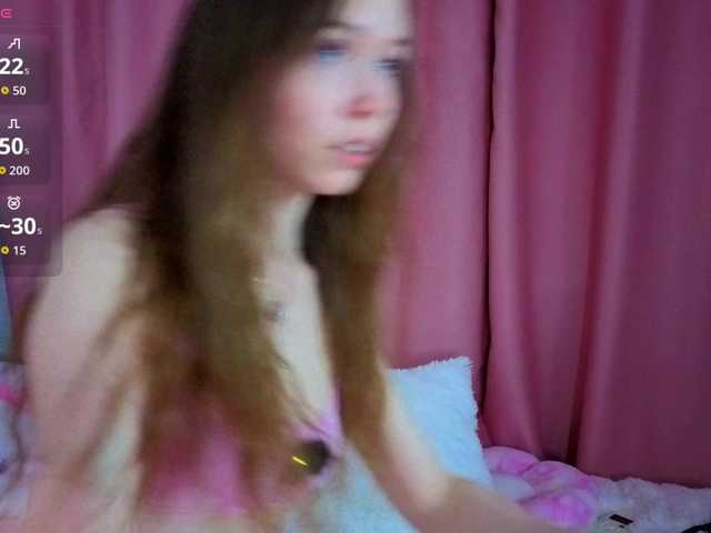 HoneyAhegao live cam on BongaCams