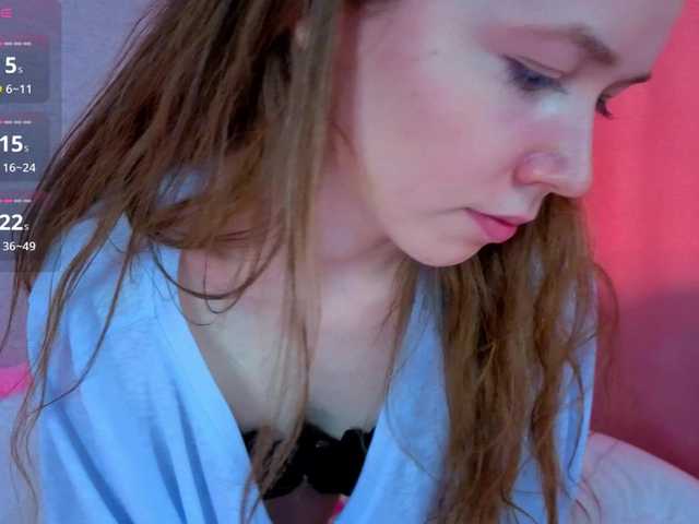 HoneyAhegao live cam on BongaCams