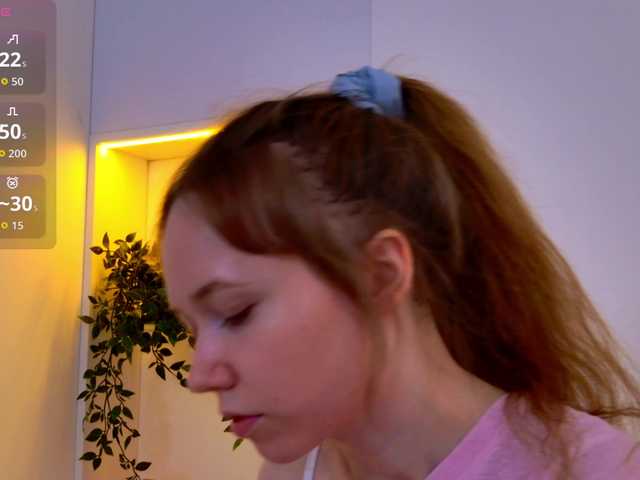 HoneyAhegao live cam on BongaCams