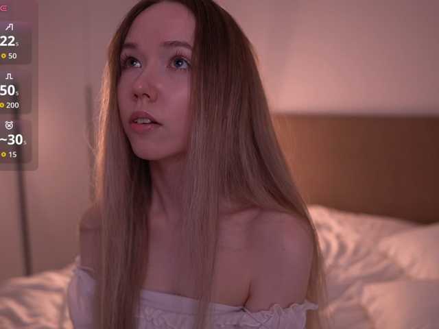 HoneyAhegao live cam on BongaCams