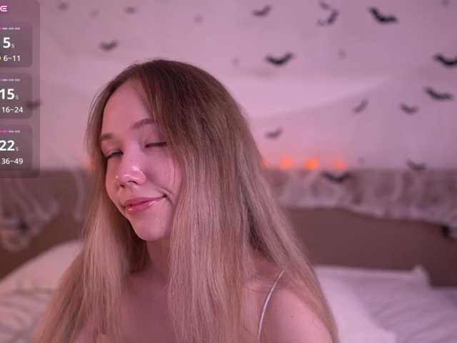 HoneyAhegao live cam on BongaCams