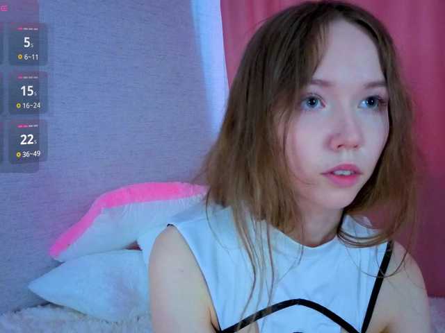 HoneyAhegao live cam on BongaCams