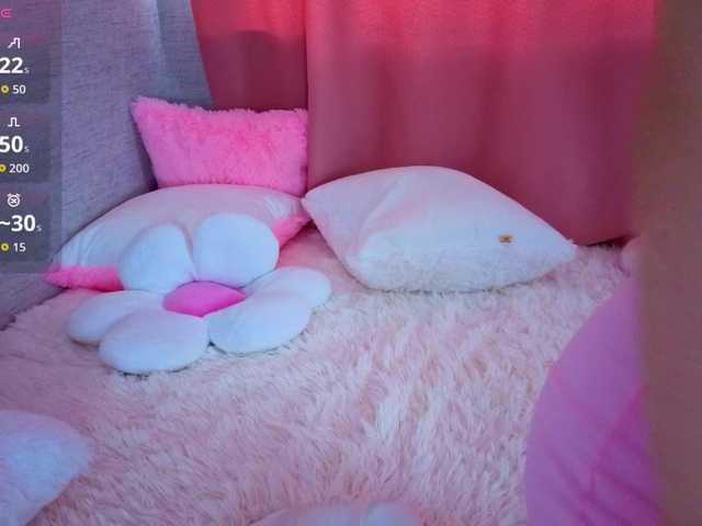 HoneyAhegao live cam on BongaCams