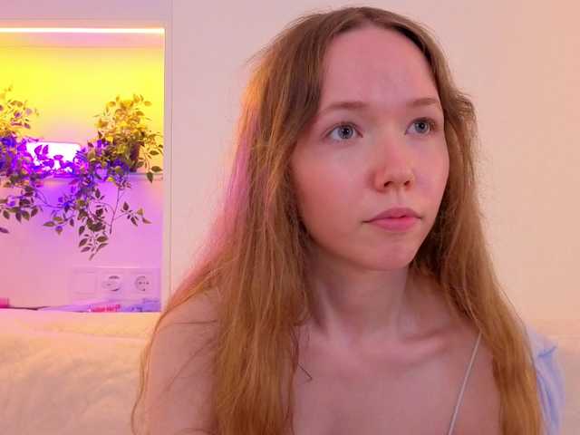 HoneyAhegao live cam on BongaCams
