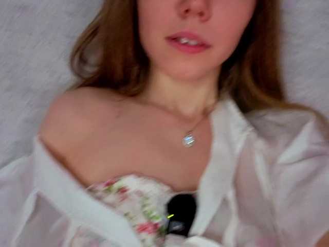 HoneyAhegao's BongaCams show and profile