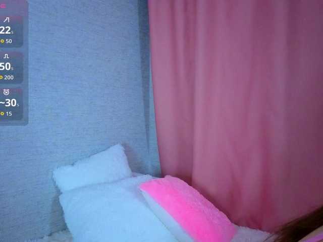 HoneyAhegao live cam on BongaCams