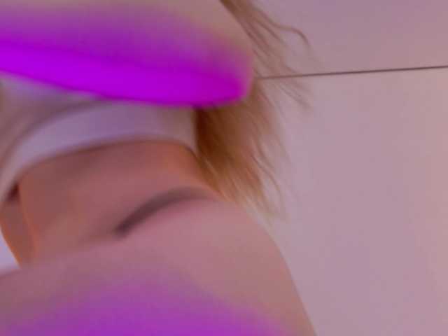 HoneyAhegao live cam on BongaCams