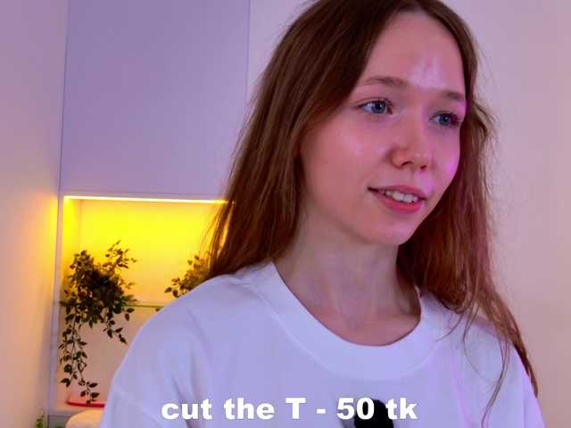 HoneyAhegao live cam on BongaCams