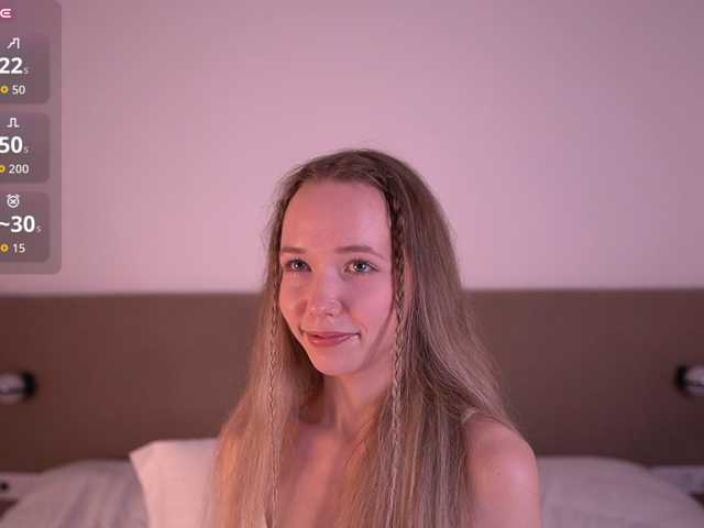 HoneyAhegao live cam on BongaCams