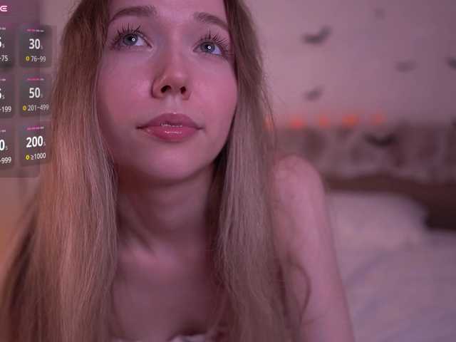 HoneyAhegao live cam on BongaCams