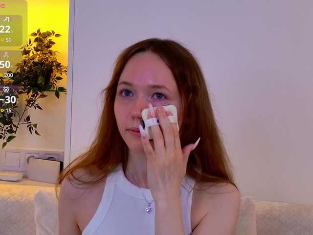 HoneyAhegao live cam on BongaCams
