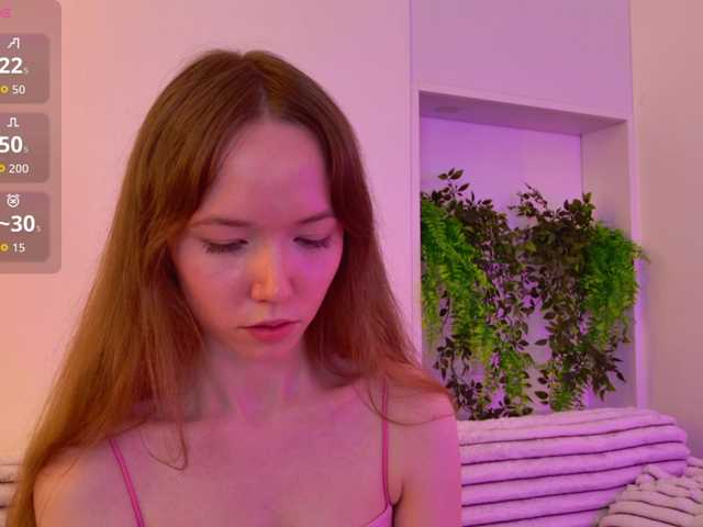 HoneyAhegao live cam on BongaCams