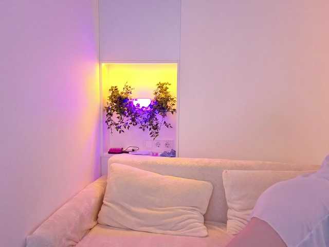 HoneyAhegao live cam on BongaCams