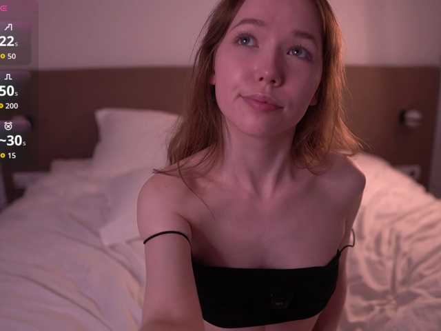 HoneyAhegao live cam on BongaCams