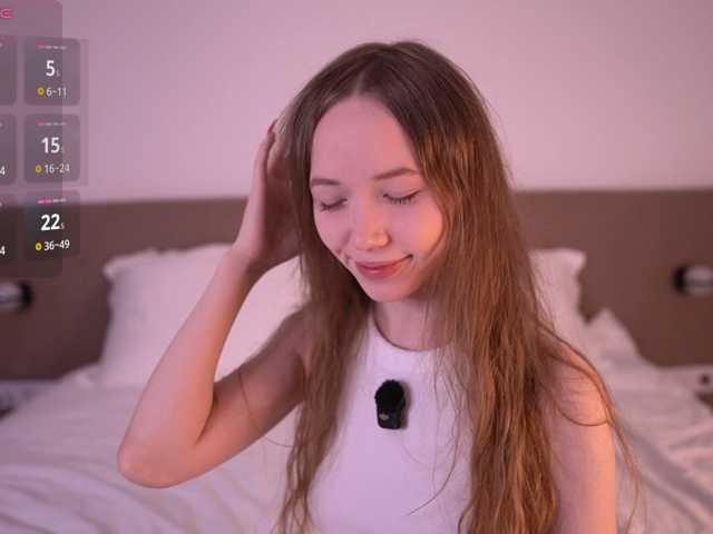 HoneyAhegao live cam on BongaCams