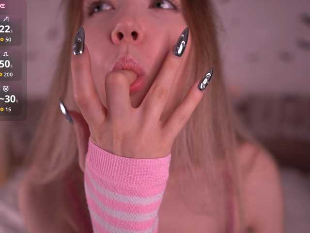 HoneyAhegao live cam on BongaCams
