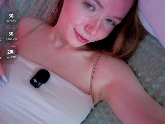 HoneyAhegao live cam on BongaCams