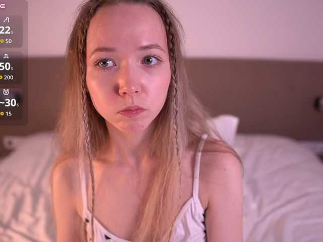 HoneyAhegao live cam on BongaCams