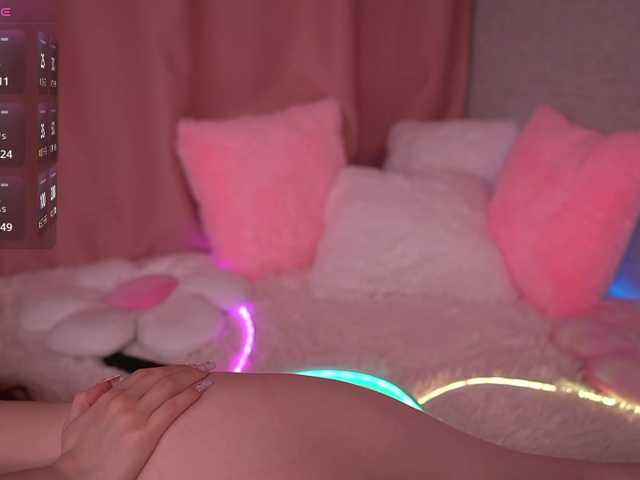 HoneyAhegao's BongaCams show and profile